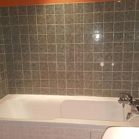 Maison Du Xveme Au Coeur Du Village Medieval Martel