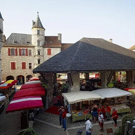 Ferienhaus Maison Du Xveme Au Coeur Du Village Medieval