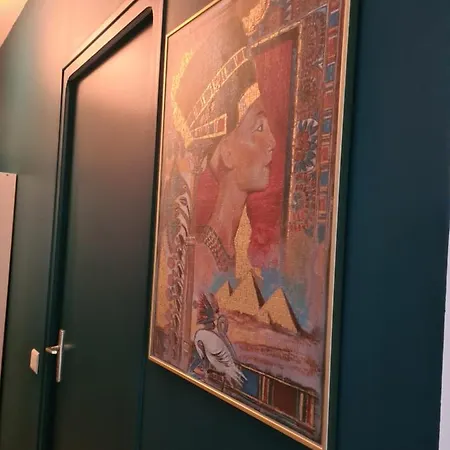 Maison Du Xveme Au Coeur Du Village Medieval * مارتيل